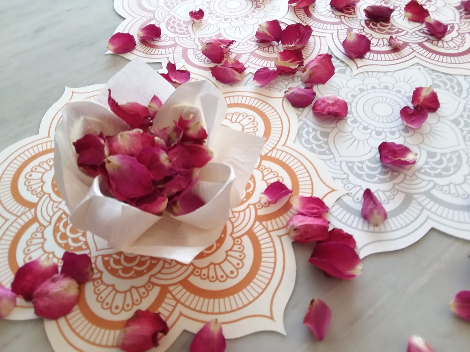 Origami Lotus Flowers - White, Pink, Fuchsia, Burgundy, Yellow, Orange, Gold - Wedding Petal Confetti Toss LED Send Off - Chakra Collection