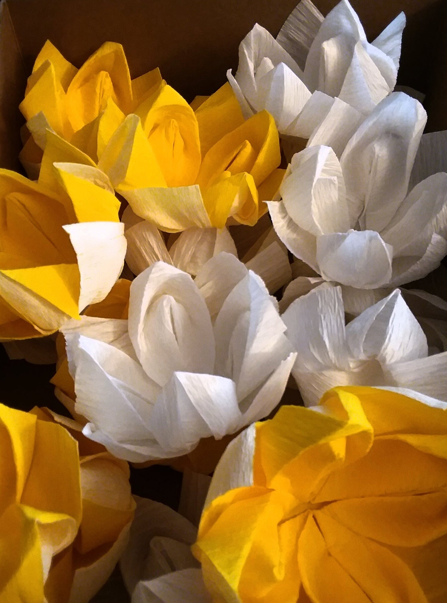 Origami Lotus Flowers - White, Pink, Fuchsia, Burgundy, Yellow, Orange, Gold - Wedding Petal Confetti Toss LED Send Off - Chakra Collection